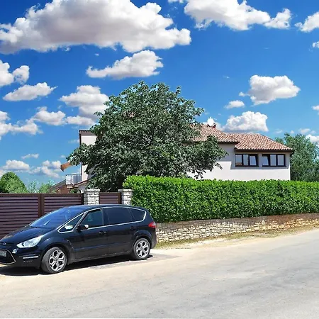 Apartament Fuer 8 Personen Ca 135 Qm In Valbandon, Istrien Istrische Riviera *